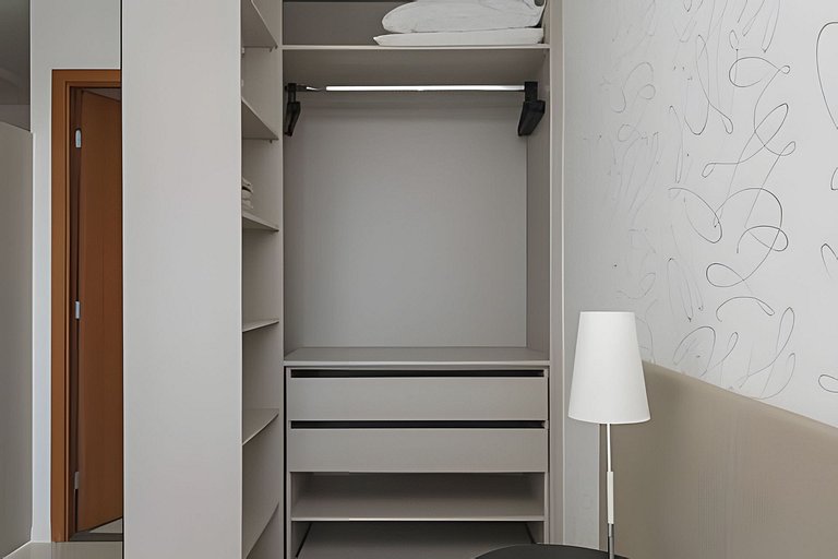 2201 Apartamento decorado no Centro