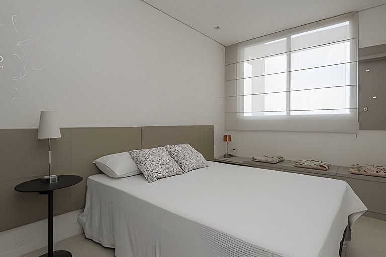 2201 Apartamento decorado no Centro